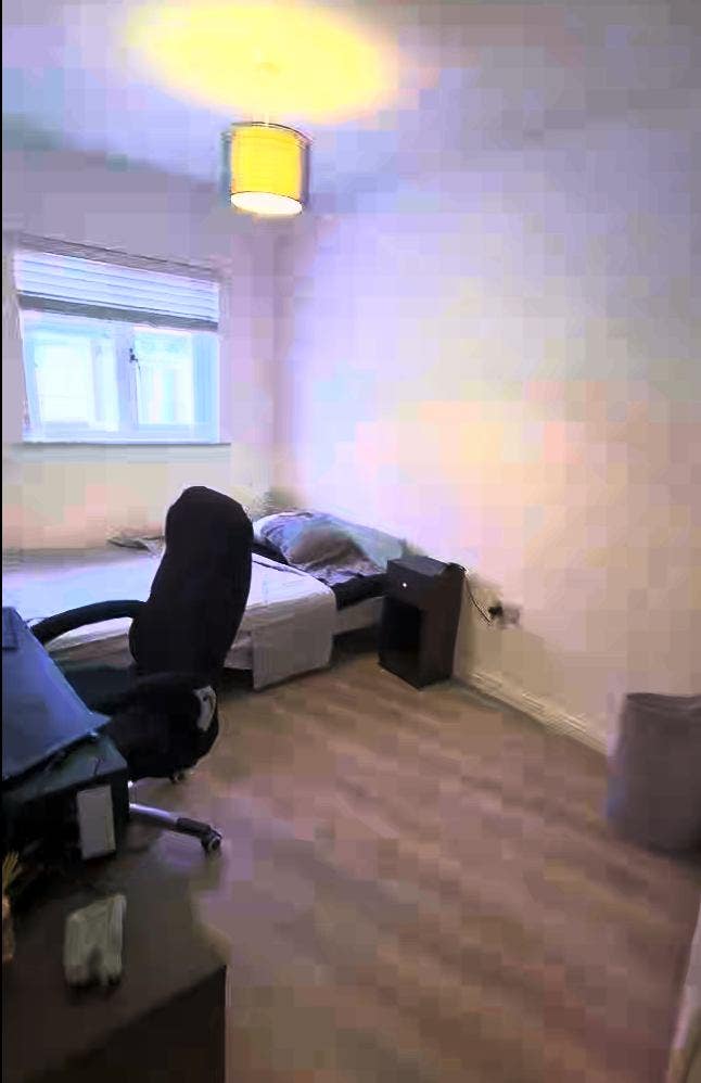 Room Available for Tenancy Takeover in Central Can Main Photo