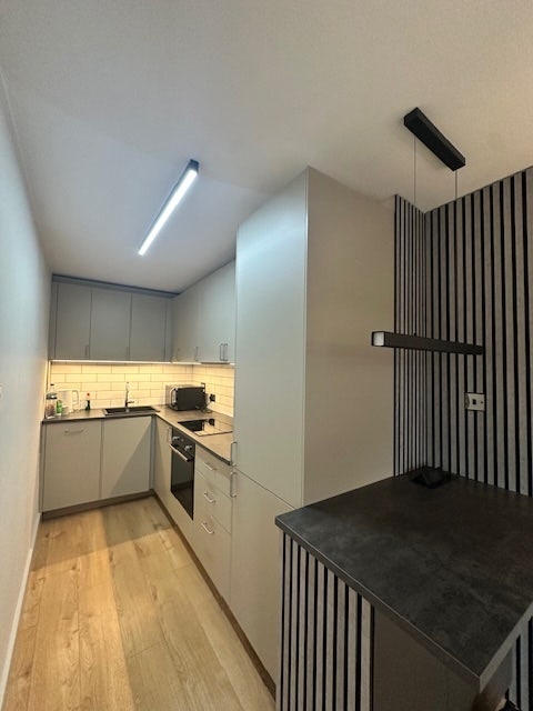 2 double bedroom flat, Fitzrovia, London W1 £3,200 Main Photo