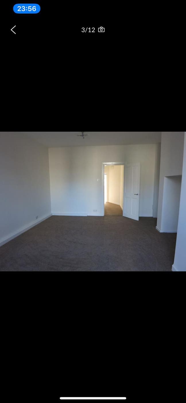 Spacious En-Suite Room in Thames Ditton Main Photo