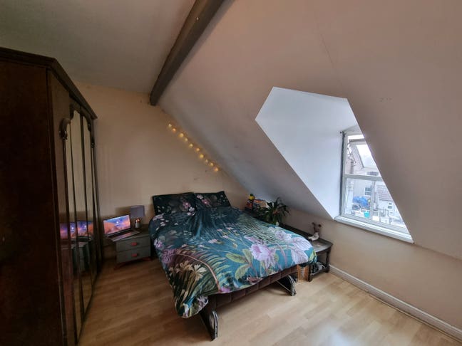 Double room in relaxed friendly house in Easton  Main Photo