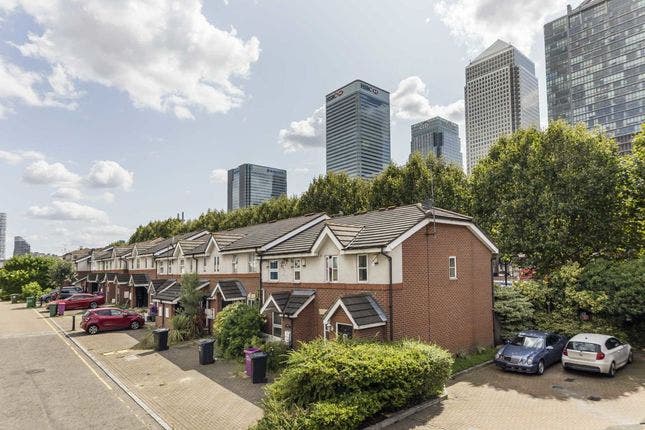 3 Bed House in Front of Canary Wharf Main Photo