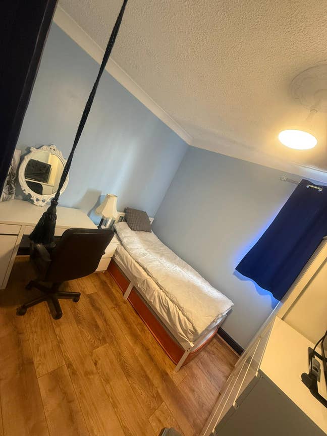 Single and double rooms Main Photo