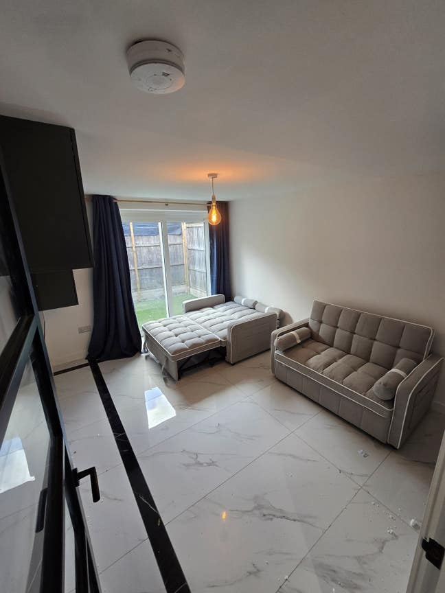 Brand New One Bed apartment in Beckton Main Photo