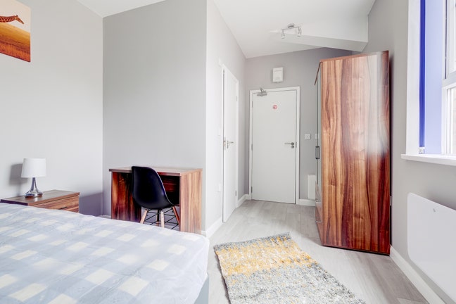 **En Suite Double Room - All Bills Included ** Main Photo