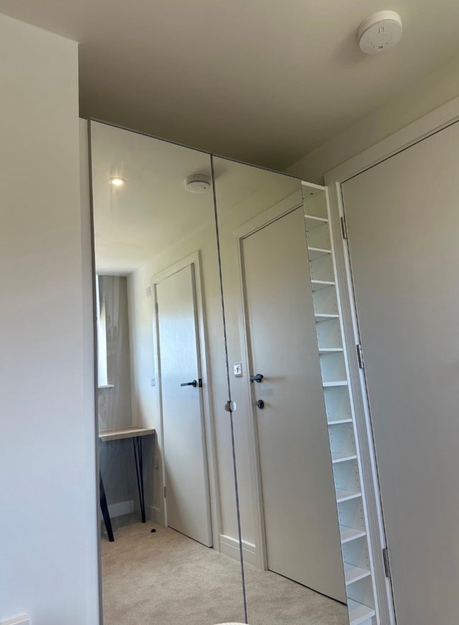 1bedroom ensuit apartment for rent  Main Photo