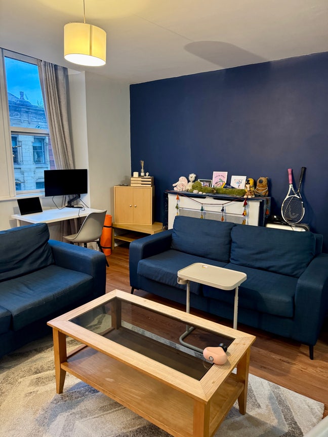 Huge 1 Bed flat for rent in Manchester City Centre Main Photo