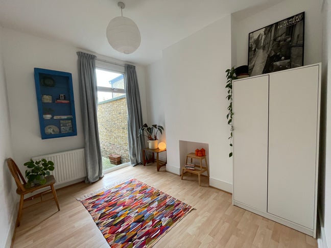 1 double room in Stoke Newington house Main Photo