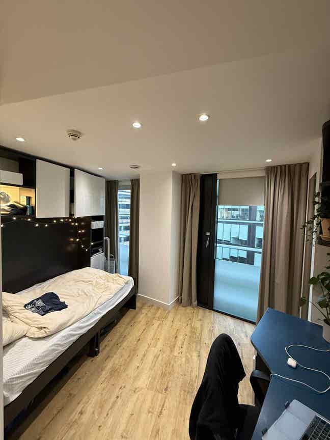 Studio Apartment Tenancy Takeover Main Photo
