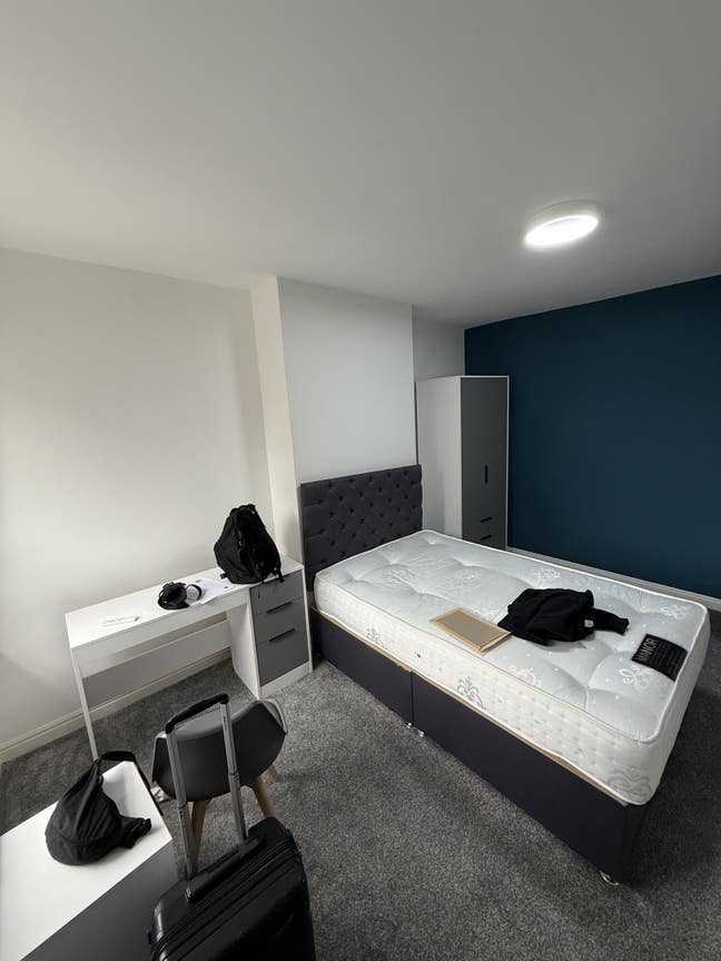 Tenancy takeover  Main Photo