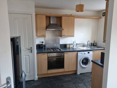 Double ensuite room in a fully furnished flat Main Photo