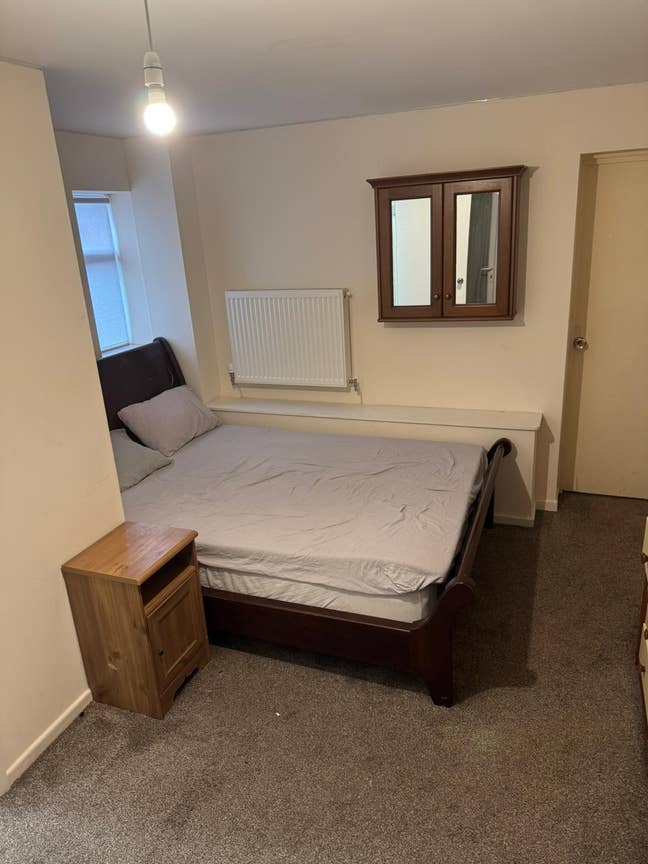 Double Room En-Suite - Coleridge Road Main Photo