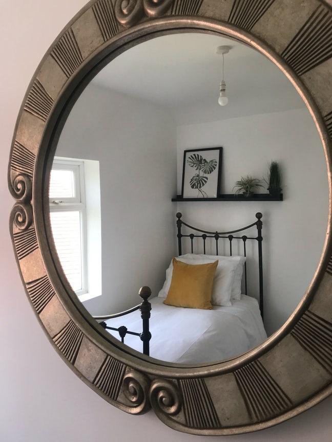 10 minutes from the city , Beautiful house Main Photo