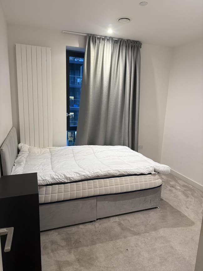 Double room - royal wharf Main Photo