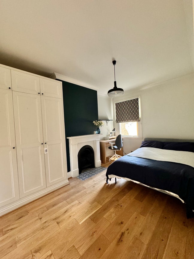 Double room available in Tooting Broadway! 🌼 Main Photo