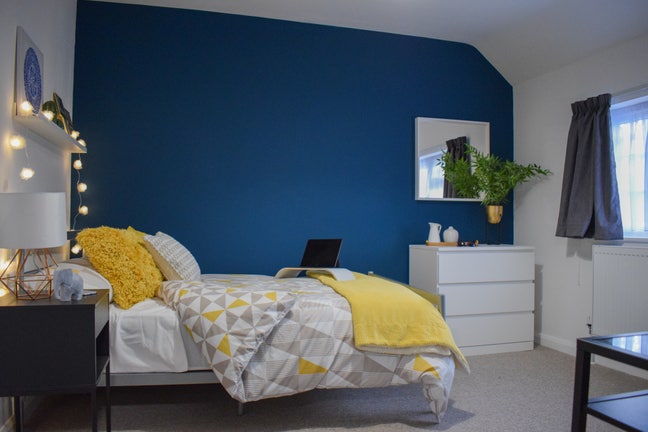 Special offer!!! ONE week rent free!! (SRR) Main Photo