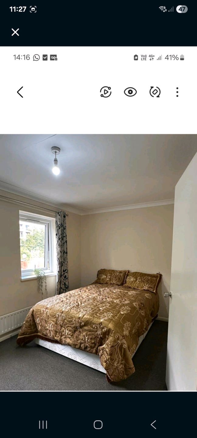 Double bedroom only for females Walthamstow  Main Photo