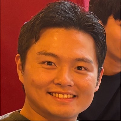 I am a male student aged 21.  I am looking fo... Main Photo