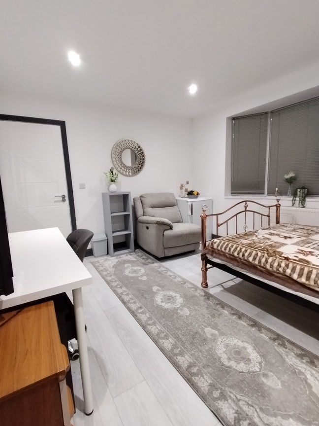 Double bed room  Main Photo