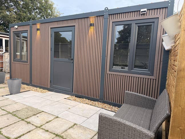 Fully Furnished 1-Bedroom Studio Garden Room   Main Photo