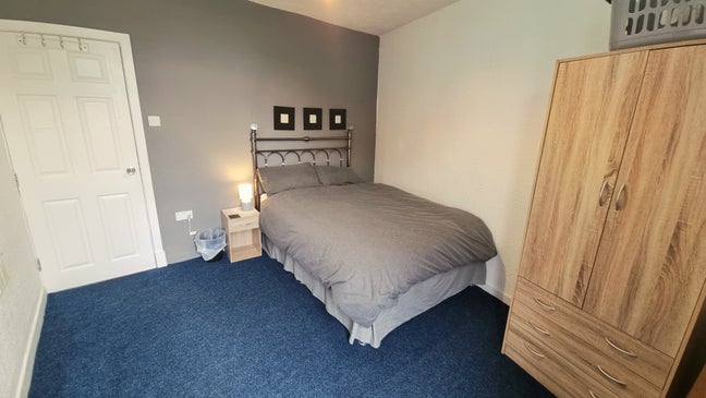 The very best 5* student house near Bolton Uni Main Photo