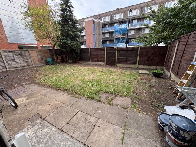 Ground Floor Flat with Spacious Garden Main Photo