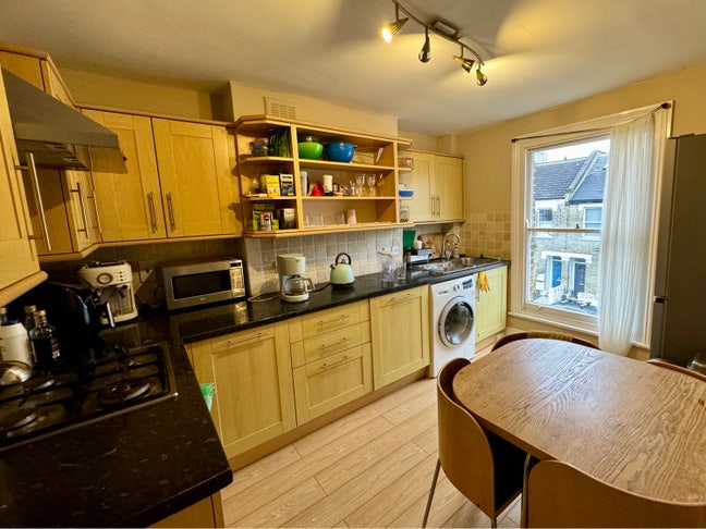 Room to rent in Fulham  Main Photo