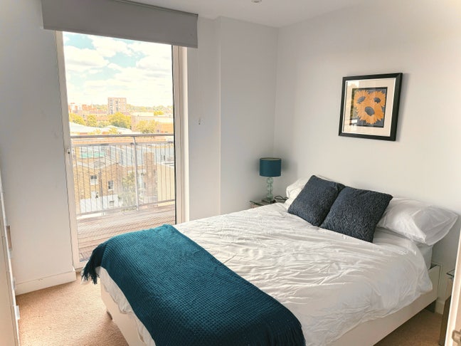 Room in Furnished Flat in Deptford - Avail Oct 21 Main Photo