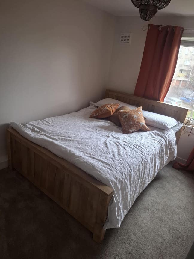 Double Room available 1st December  Main Photo