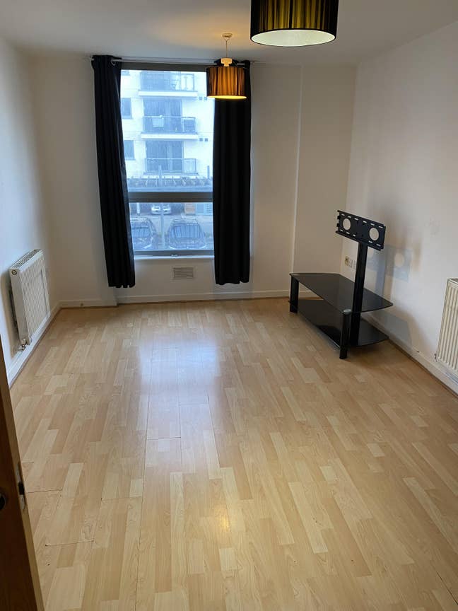 1 Bedroom flat (close to station) for rent  Main Photo