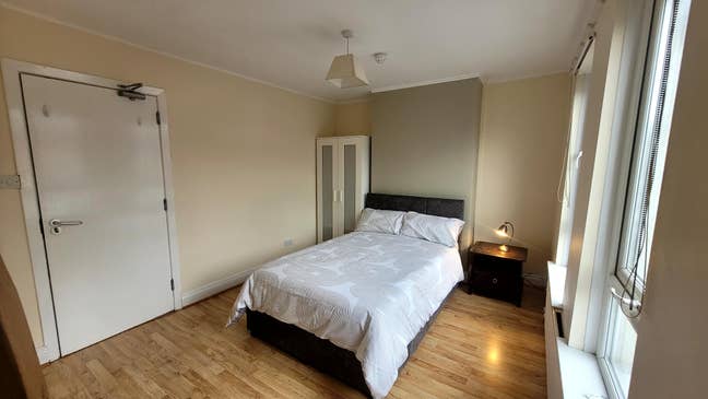 Rooms to let on Lisburn Rd Belfast Main Photo