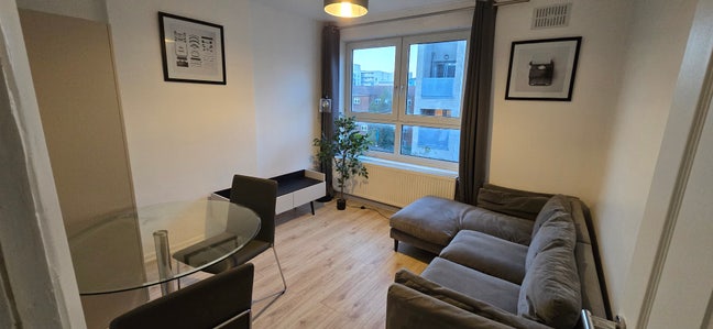 Massive bright double room-Central Greenwich, SE10 Main Photo