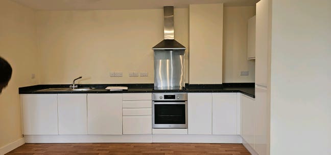 Double Room In Near Town Centre  Main Photo