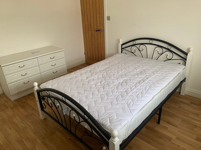 Double room available Main Photo