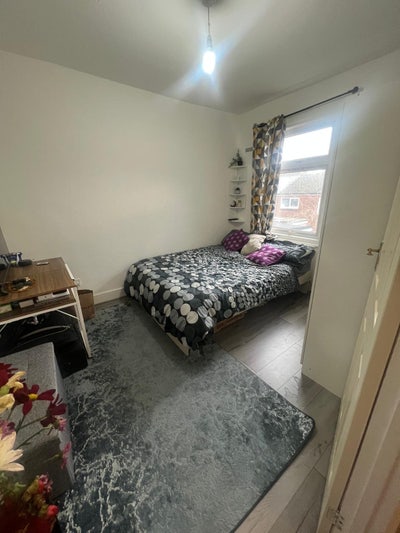 One Bedroom Flat Available  Main Photo