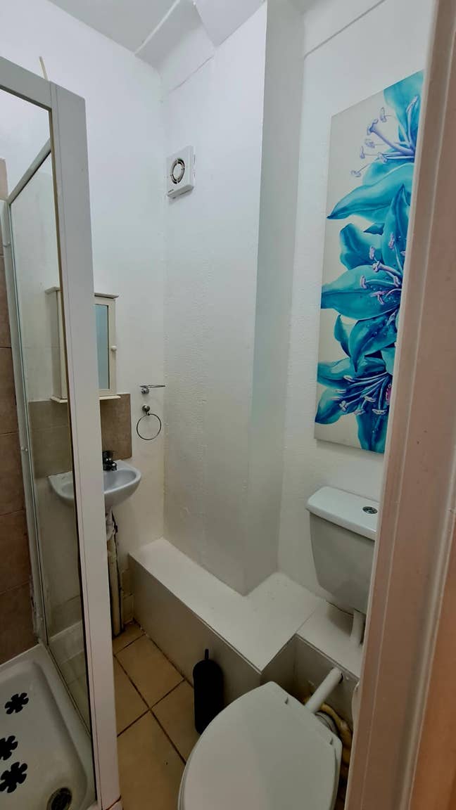 Fantastic Studio-Flat No Sharing Low Deposit. Main Photo