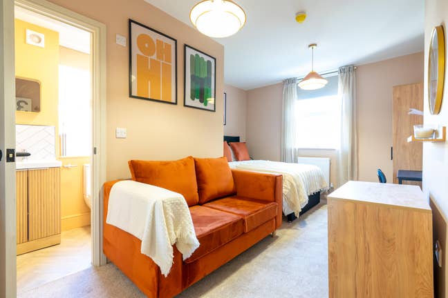 🏡 Newly Refurbished House Share – Levenshulme Main Photo