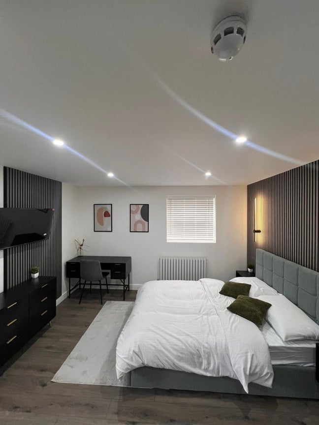 🔑 Luxury Studio in LU4 – All Bills Included!! Main Photo
