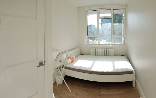 Battersea! Double Room - New Flat ! All Inc Main Photo