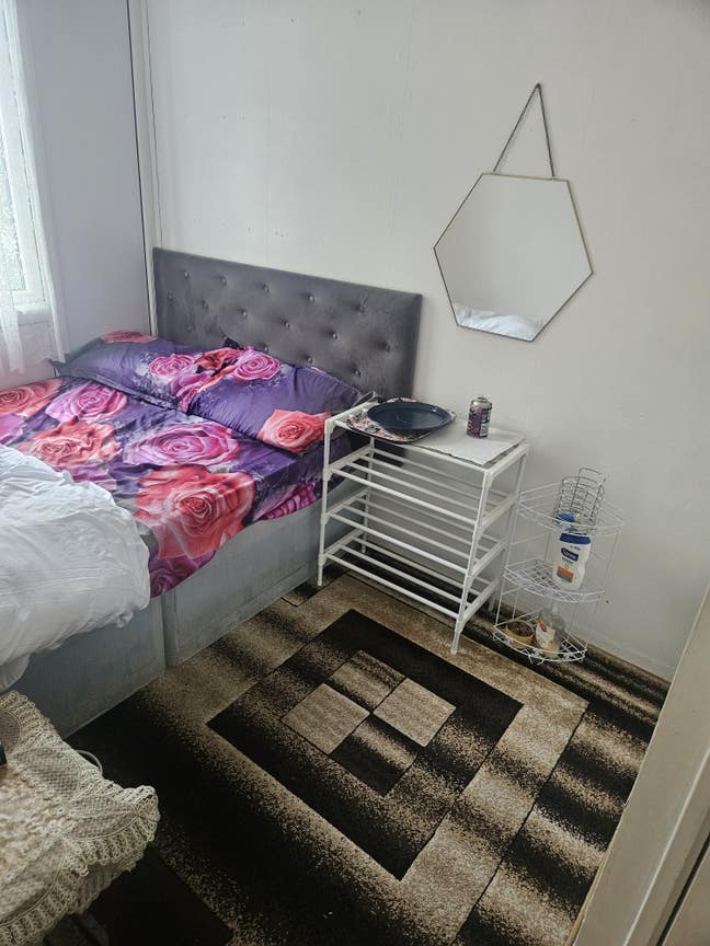 1 Single room - 8min to Elizabeth line Main Photo