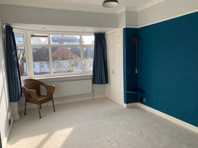 Double room in spacious house with garden Main Photo