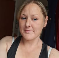 Professional Female seeks a single or double room Main Photo