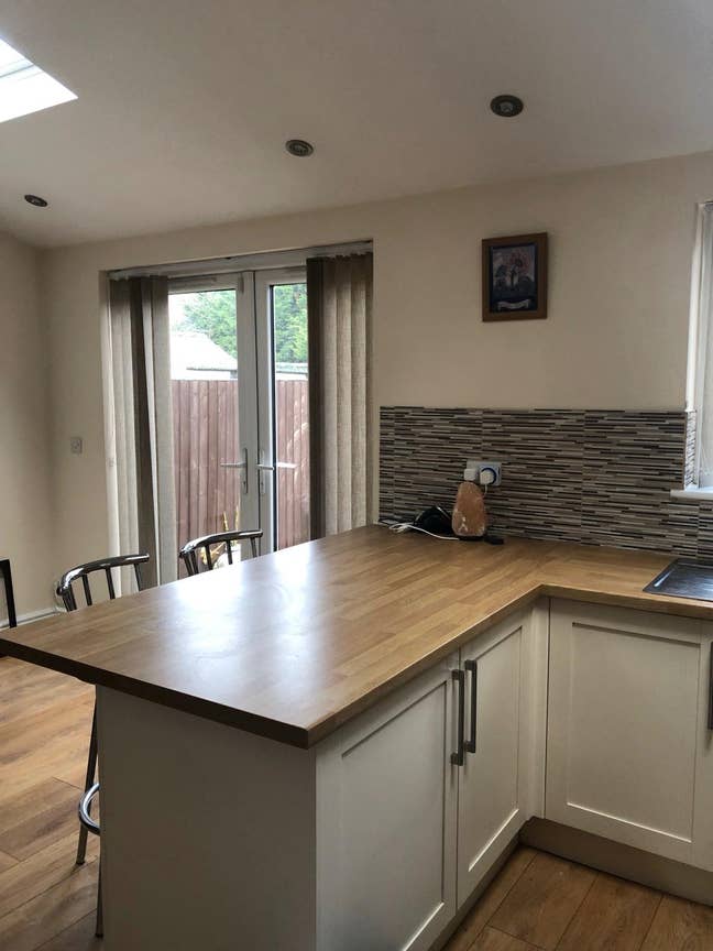 1 Double Room to rent in Private house . Main Photo