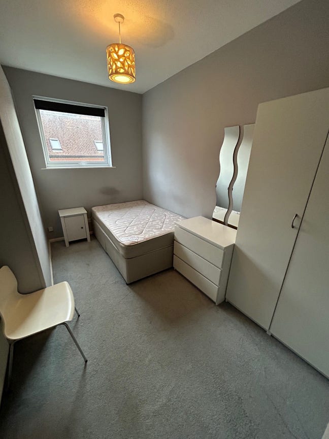Furnished Double Room Close To Town Centre  Main Photo