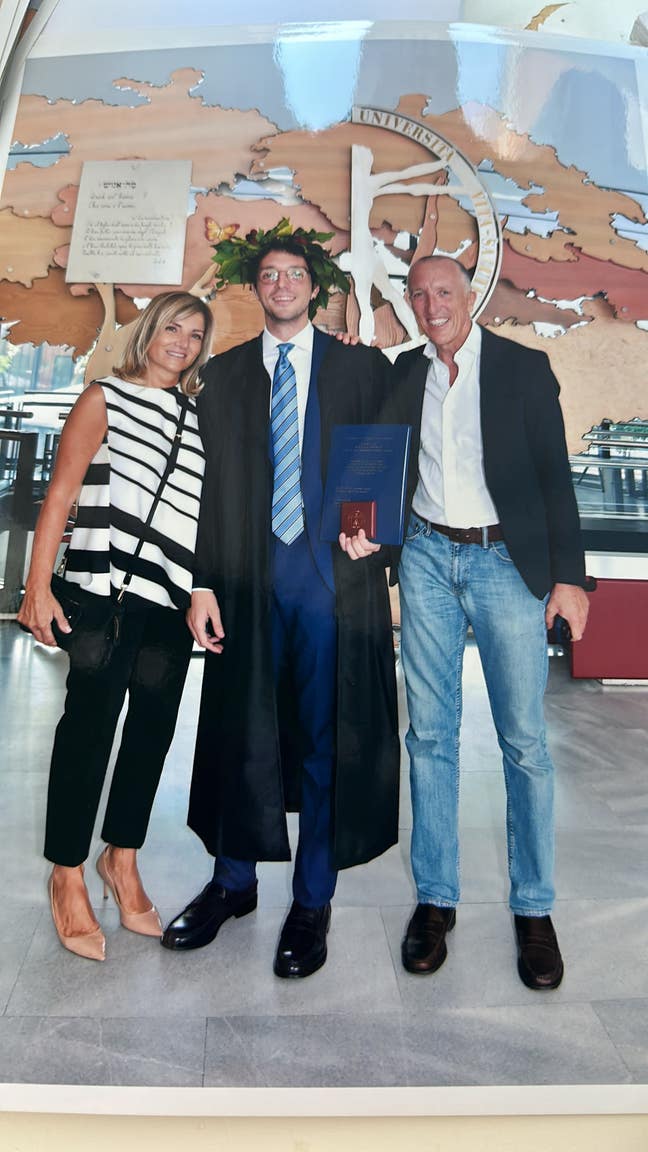 Cerco camera, preferibilmente con bagno incluso  Main Photo