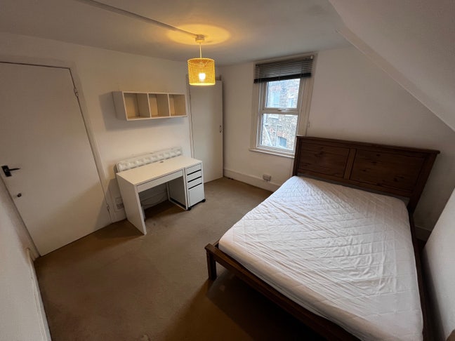 Double Bedroom in Heart of Balham Main Photo