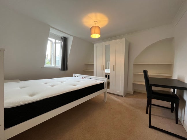 💥 Your Dream House | Big Room | 2 Lounges 🔥 Main Photo