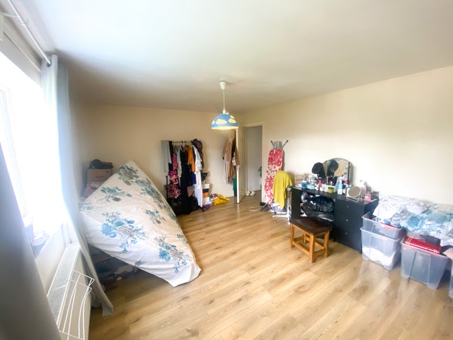 1 double room in South London | Bills Included!  Main Photo