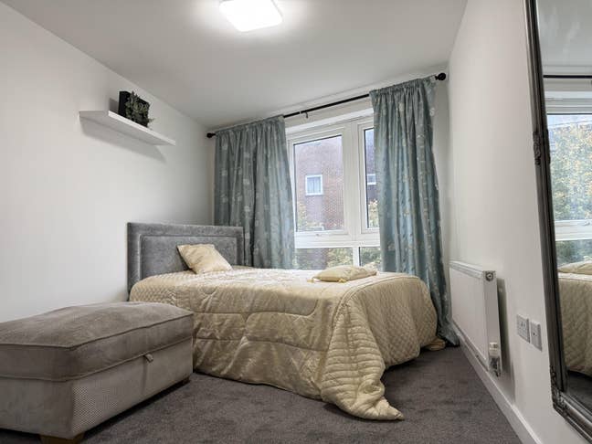 Just refurbished flat to share in new apartment Main Photo