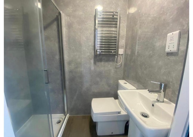 Studio apartment  Main Photo
