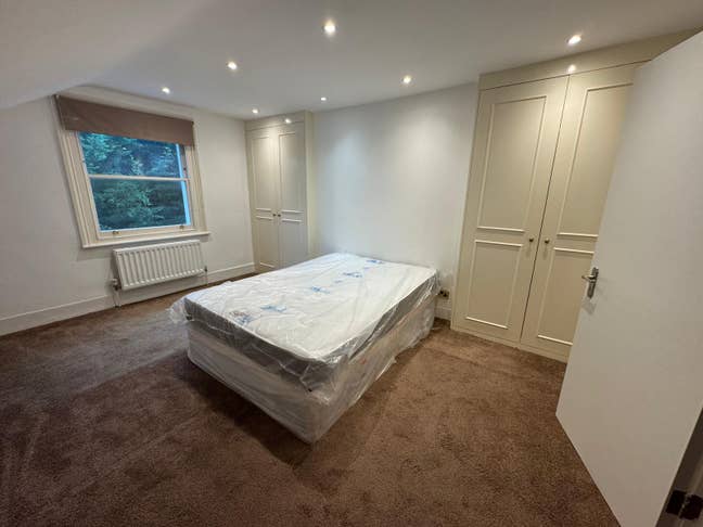 🏡 New Luxe Dbl Rooms in CR0 W/Regular Cleaner Main Photo
